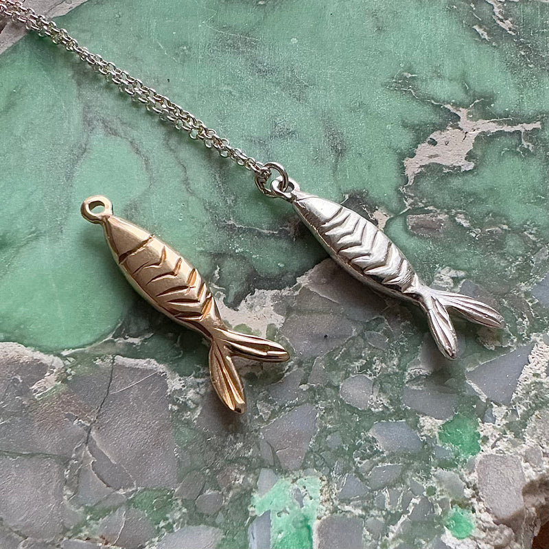 PESCA NECKLACE CHARM